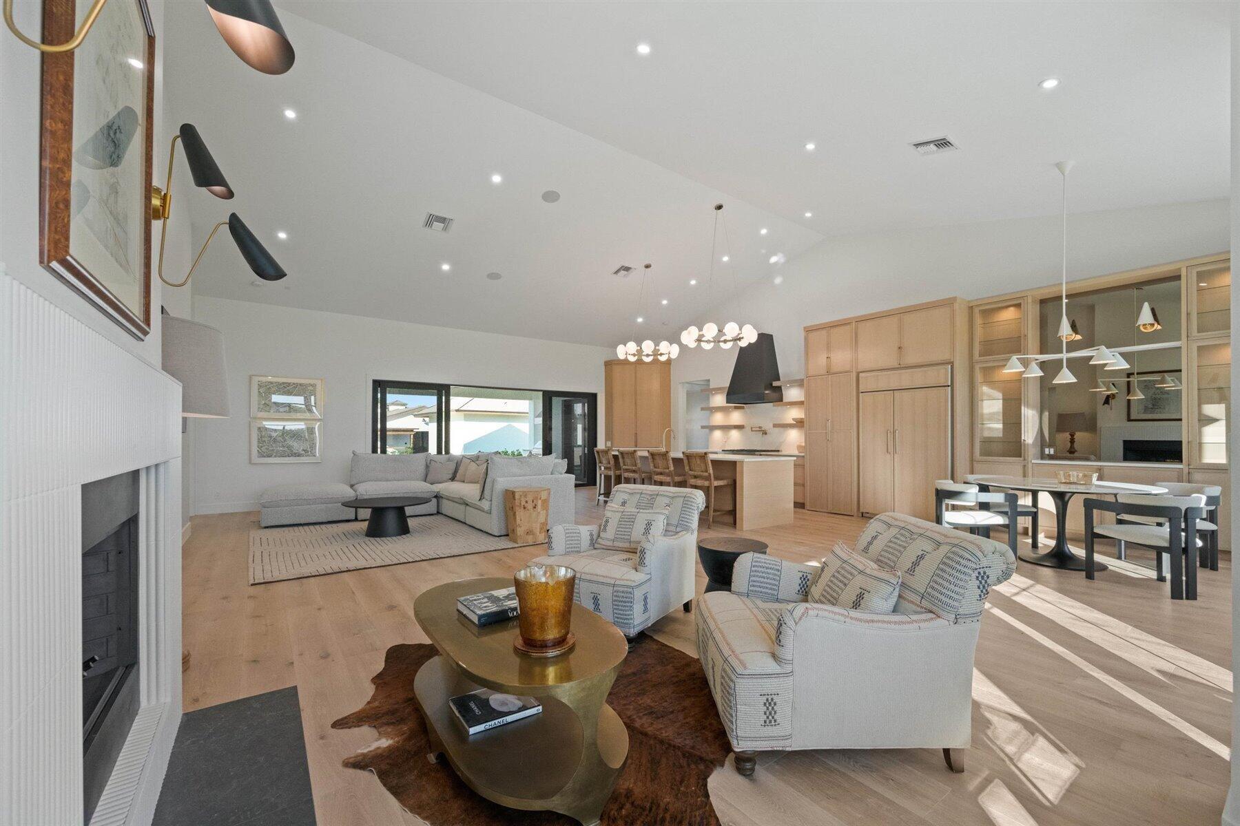 SADDLE TRAIL PARK OF WELL - Residential