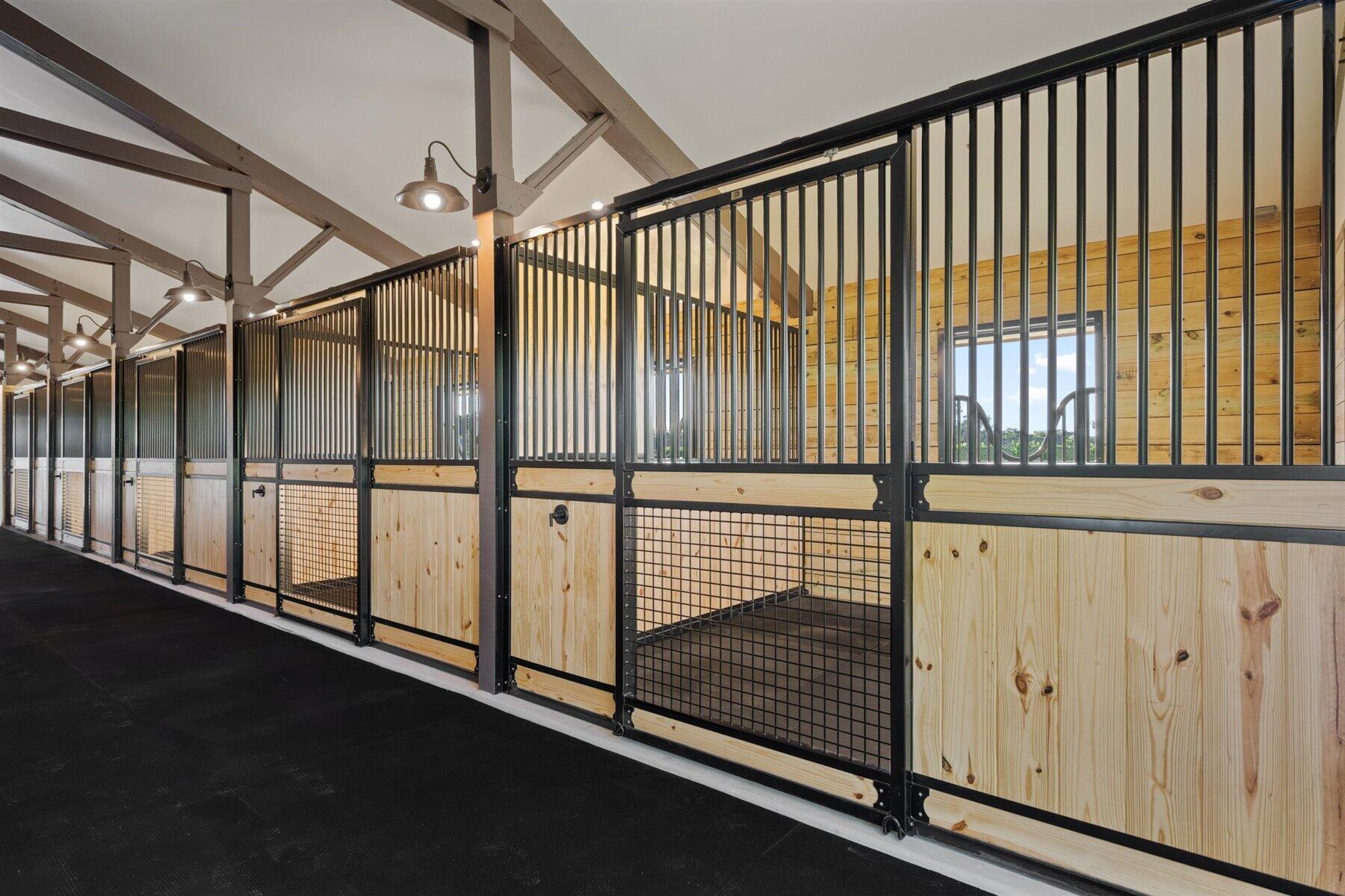 SADDLE TRAIL PARK OF WELL - Residential