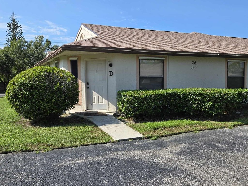 Photo of 2827 Stoneway Lane #D, Fort Pierce, FL 34982 (MLS # R11021374)