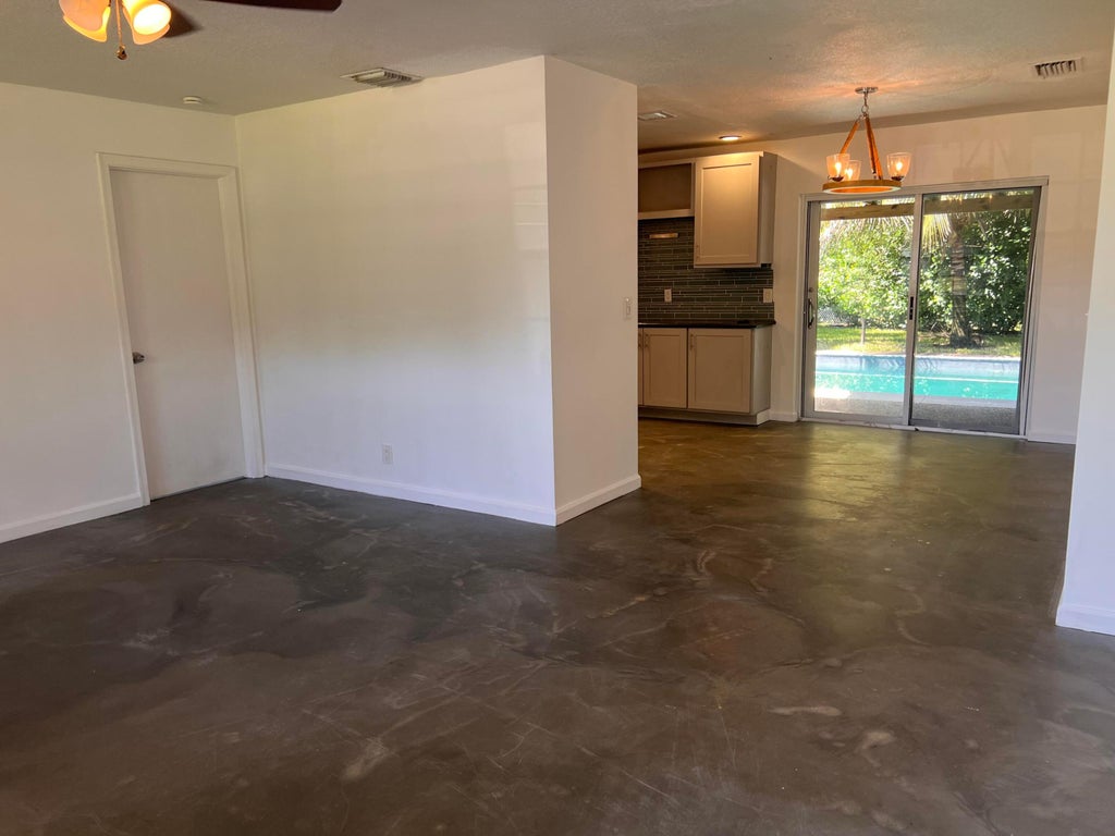 Photo of 9596 RICHMOND Circle, Boca Raton, FL 33434 (MLS # B26073124)