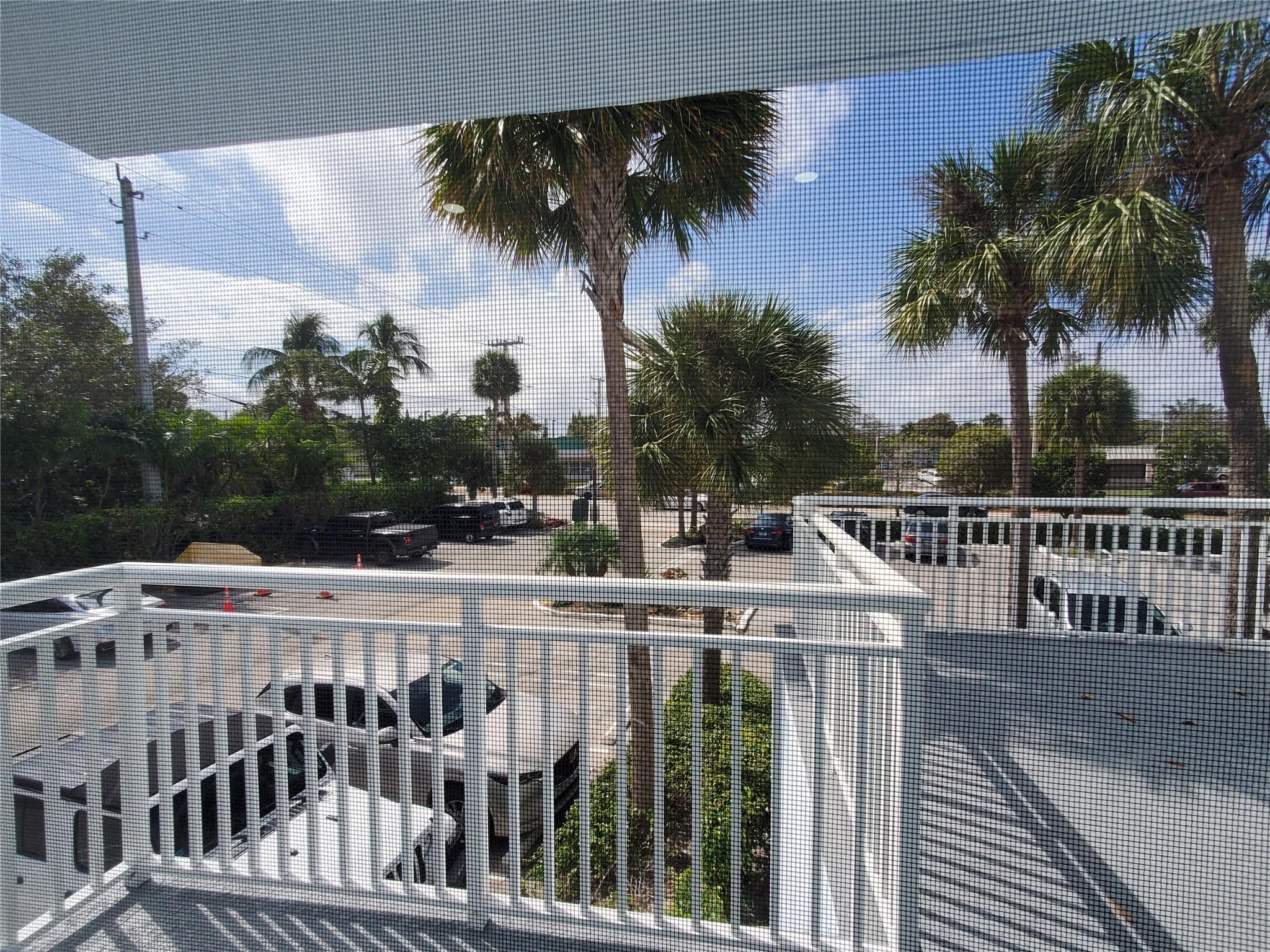 2010 S Federal Hwy 209