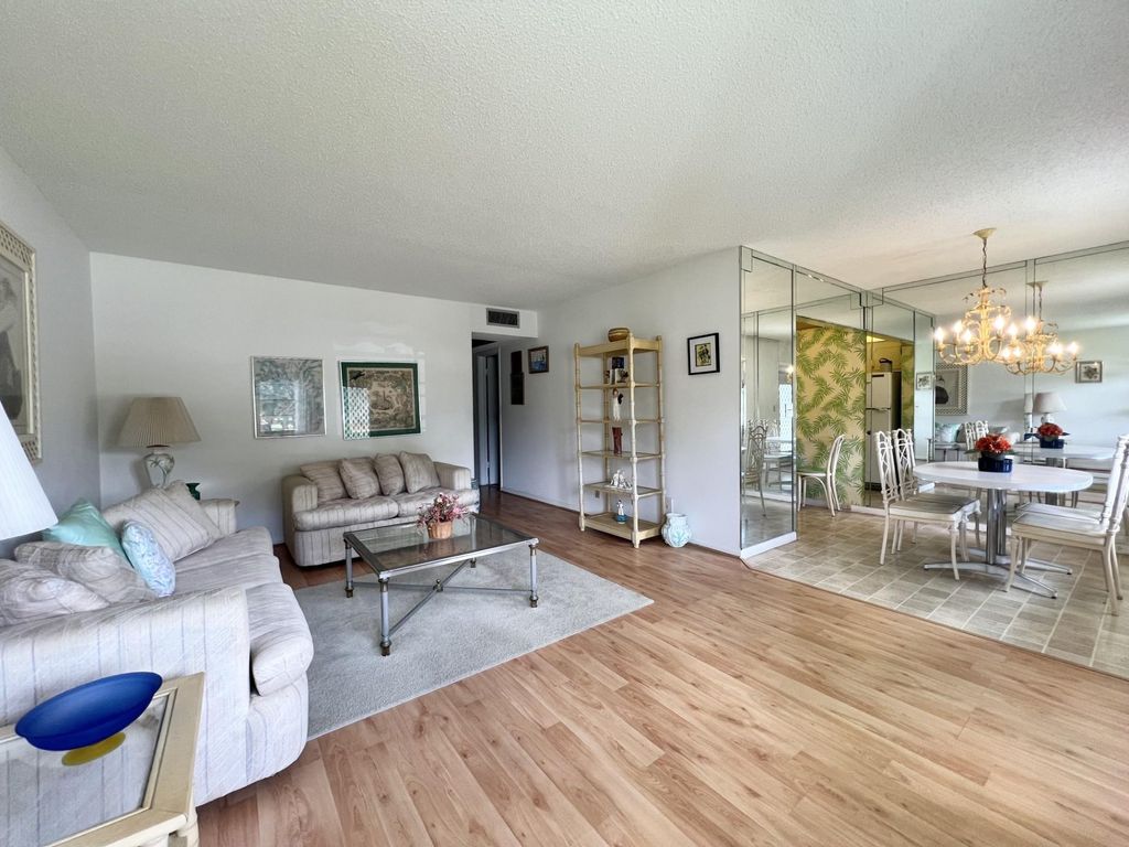 Photo of 194 Grantham F #194, Deerfield Beach, FL 33442 (MLS # F10497608)