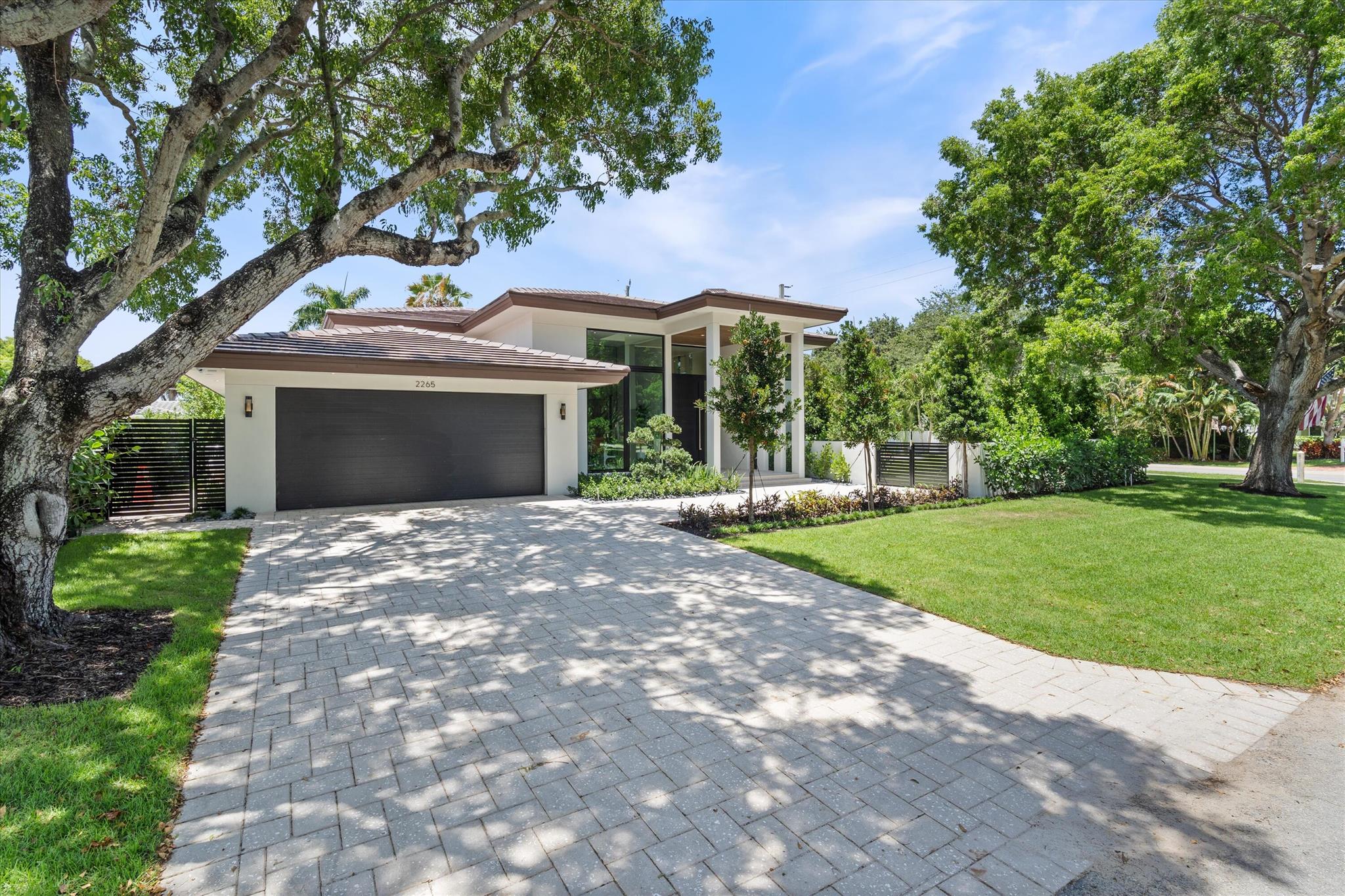 2265 NE 30th Court