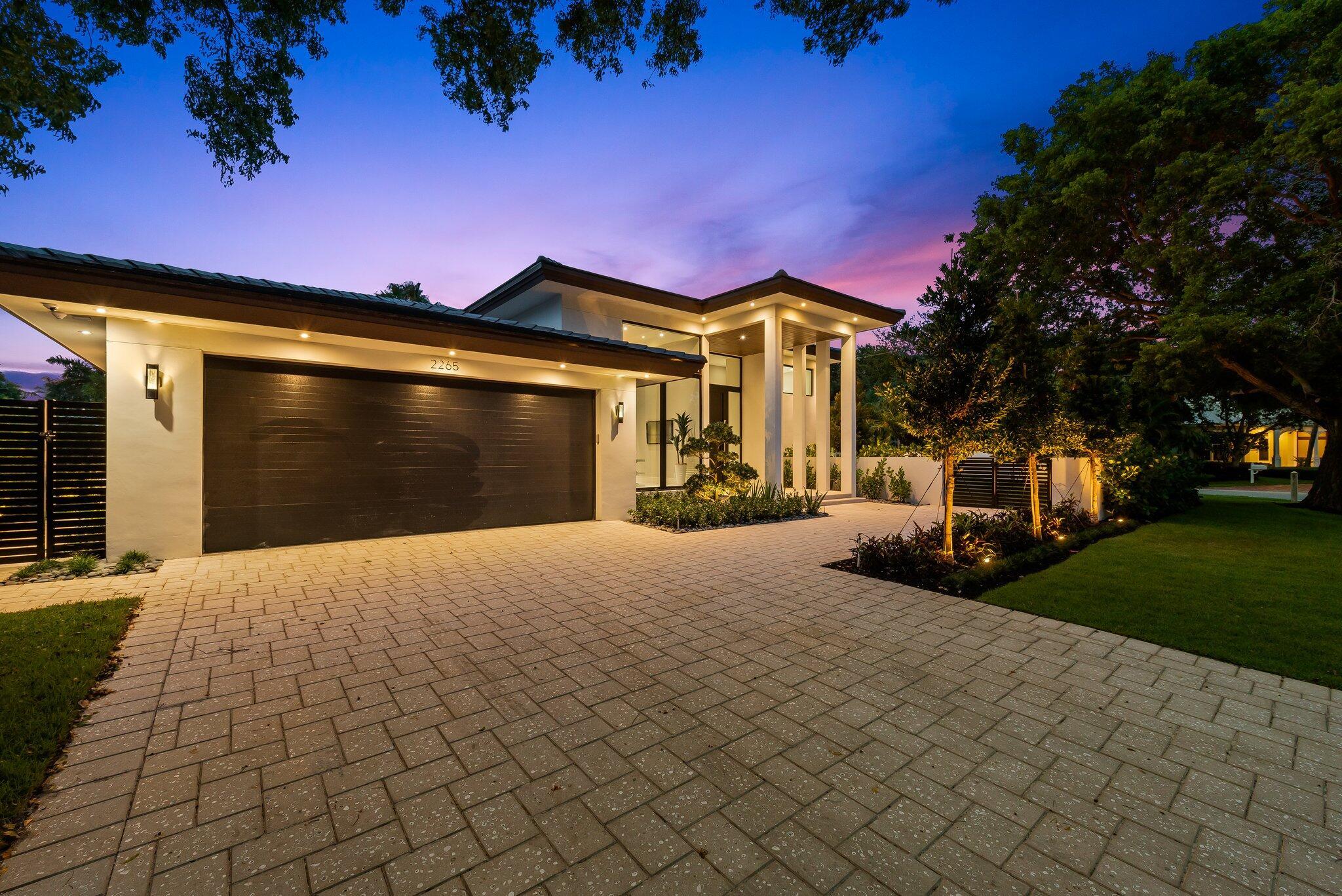 2265 NE 30th Court