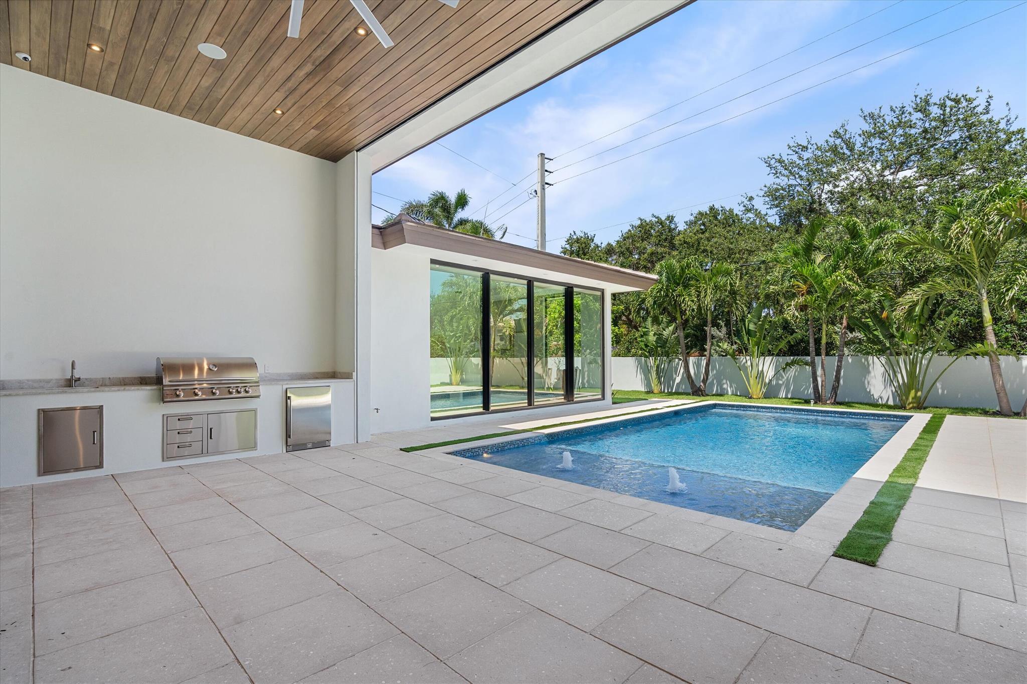 LIGHTHOUSE POINT 4TH SEC - Residential