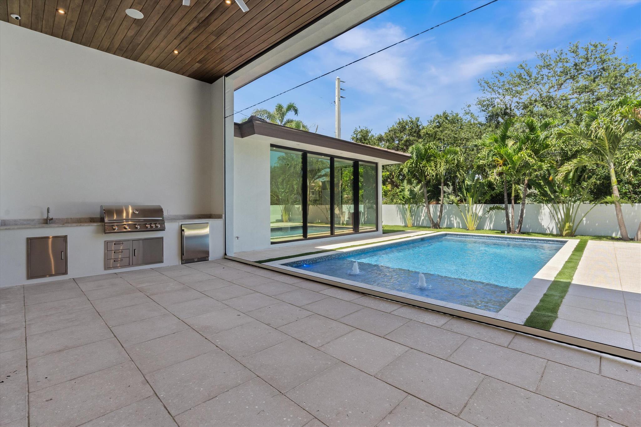 LIGHTHOUSE POINT 4TH SEC - Residential