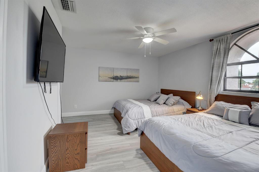 FAIRWAY LANDING - Residential