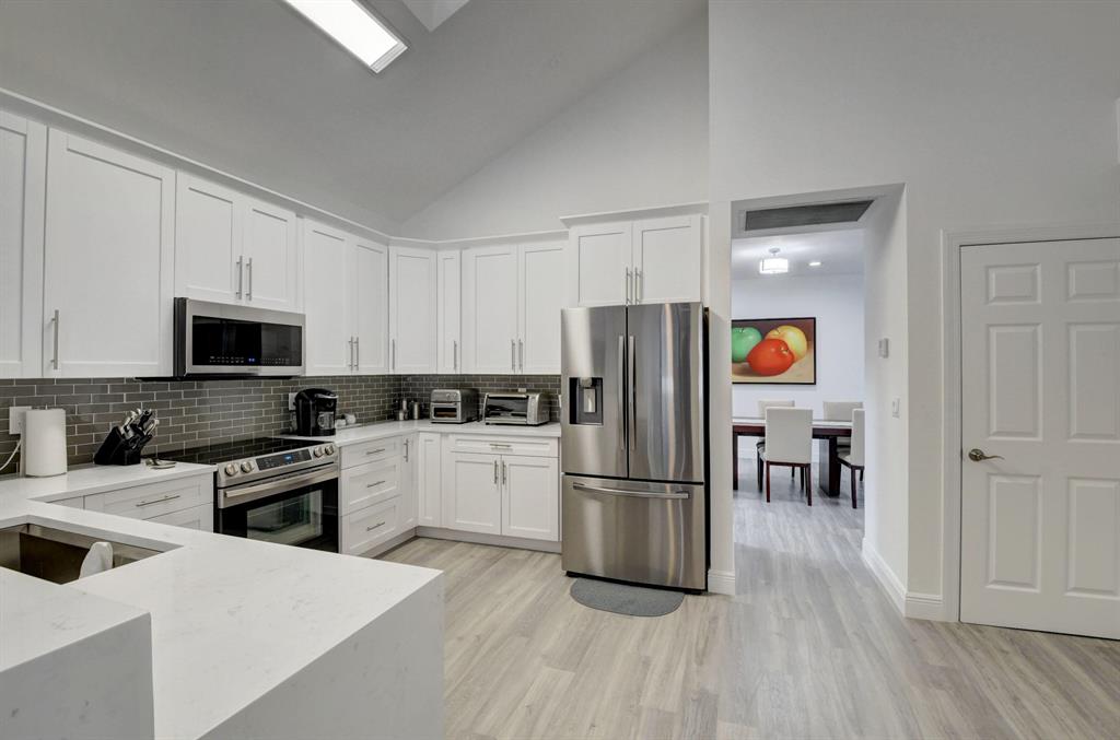 FAIRWAY LANDING - Residential