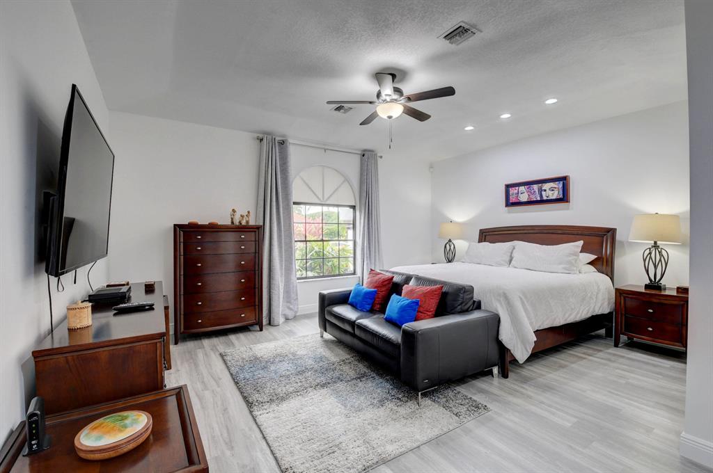 FAIRWAY LANDING - Residential