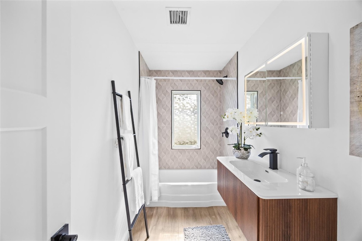 Stephens Square 45-35 B - Residential