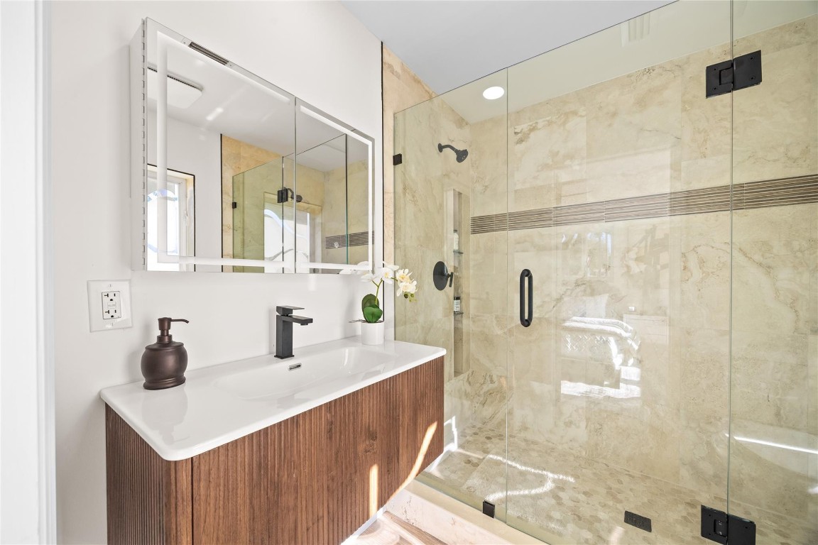 Stephens Square 45-35 B - Residential