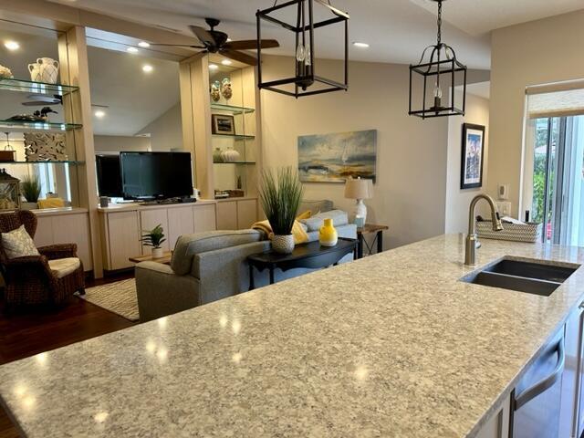 9701 Chapman Oak Court