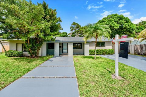 A home in Wilton Manors