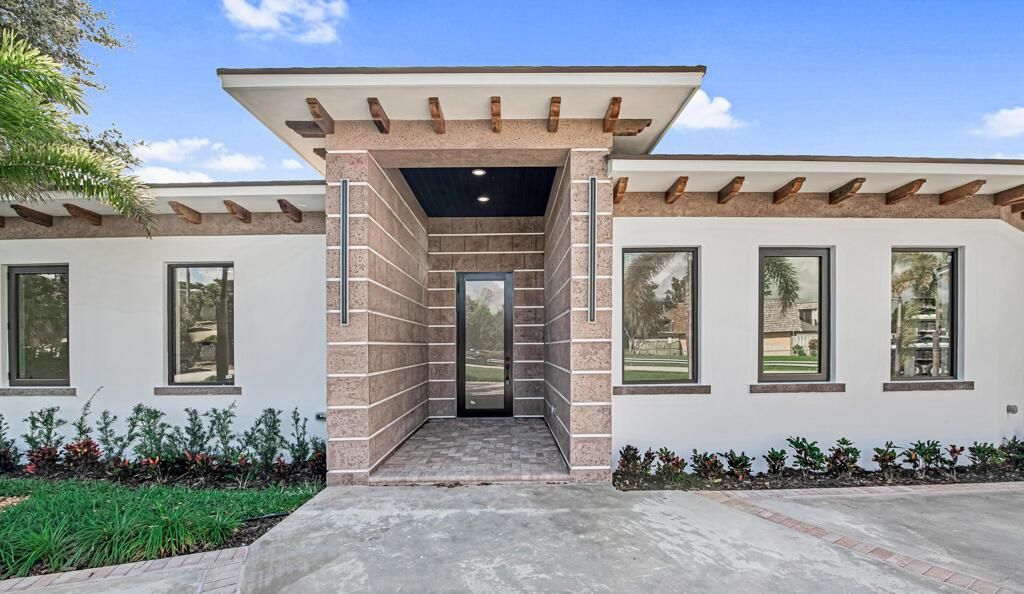 Photo of 2929 Lorene Drive, Palm Springs, FL 33461 (MLS # R11091917)