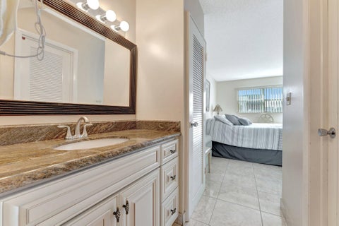 Tiny photo for 806 SE 7th Street #201, Deerfield Beach, FL 33441 (MLS # R11163033)