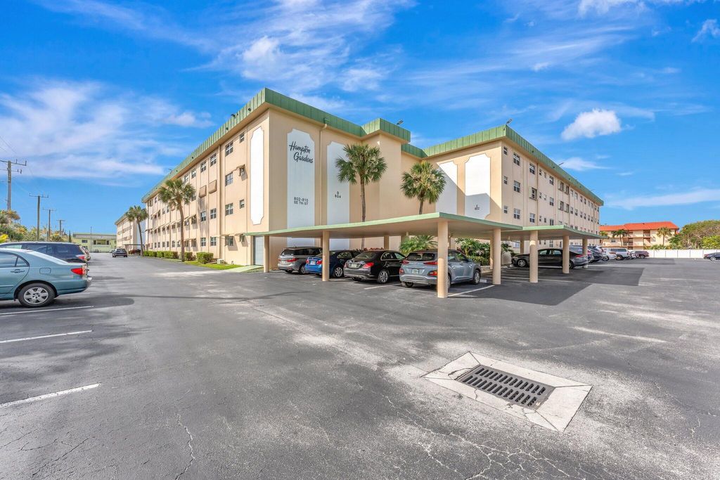 Photo of 806 SE 7th Street #201, Deerfield Beach, FL 33441 (MLS # R11163033)