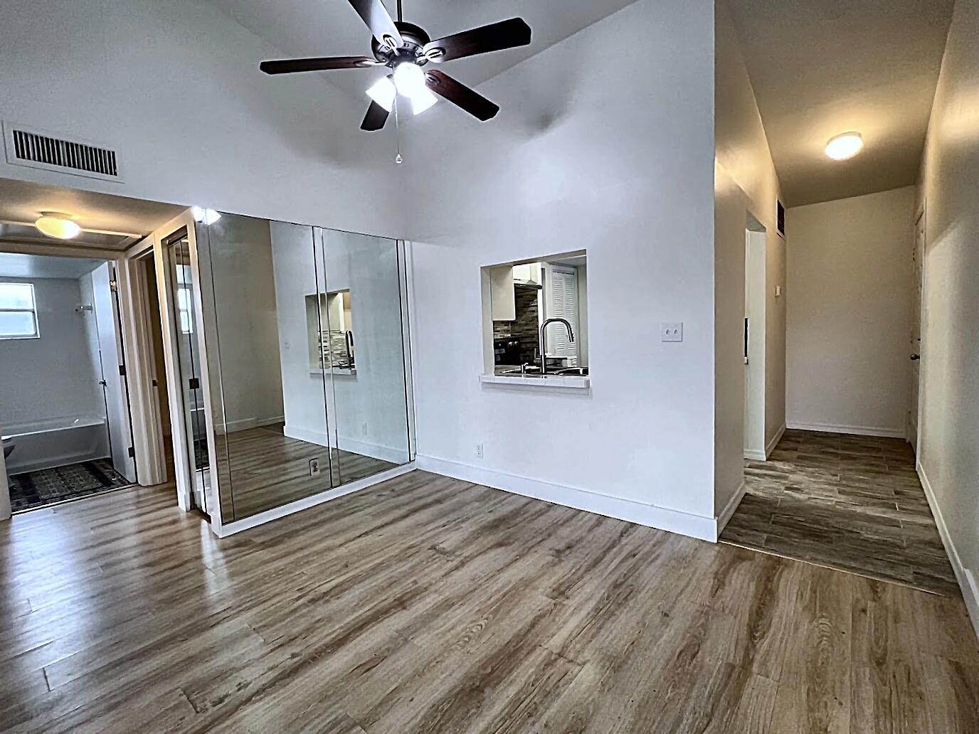 719 GARDENS Drive 206