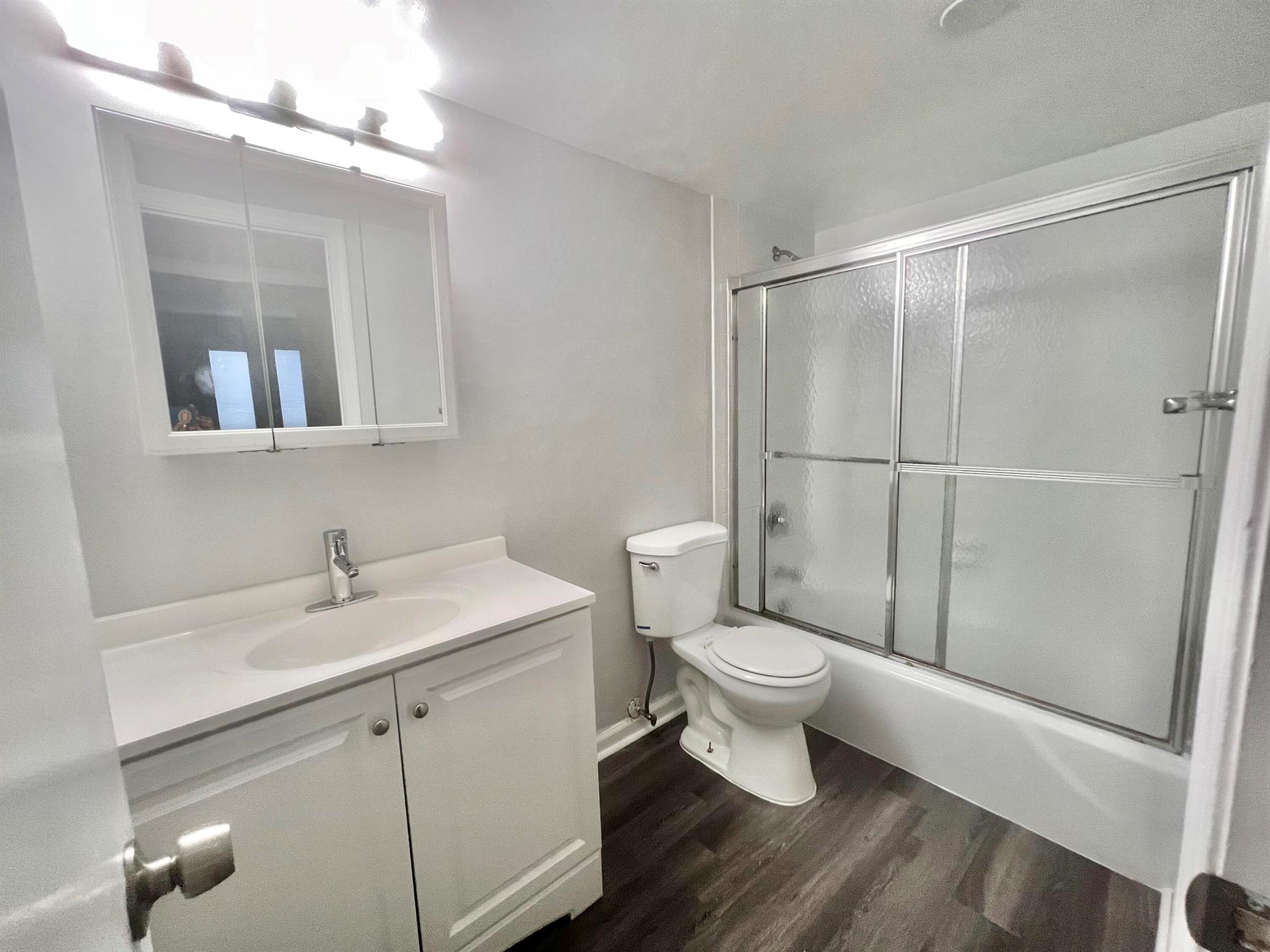 CROSS CREEK CONDO - Residential Lease