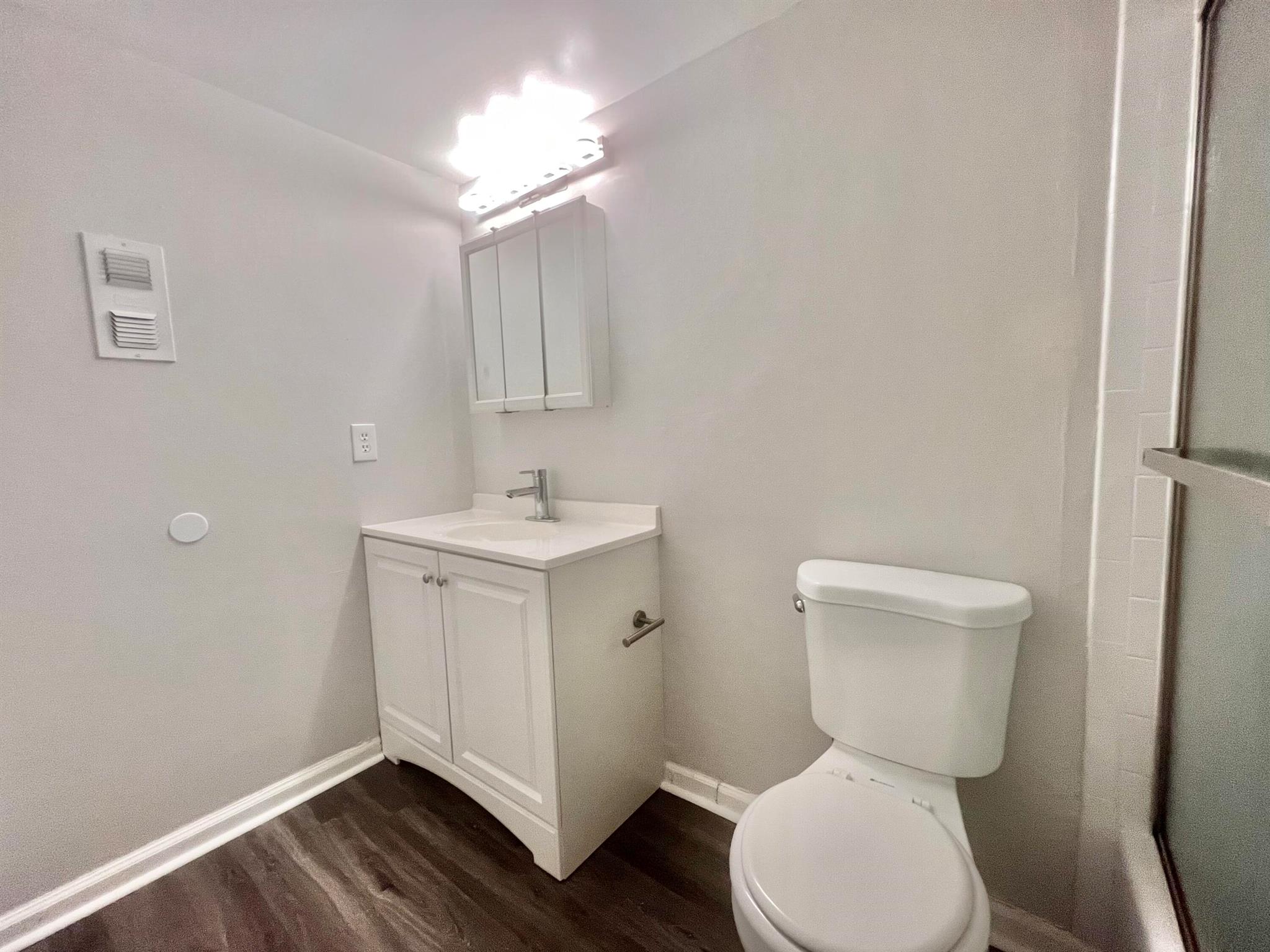 CROSS CREEK CONDO - Residential Lease