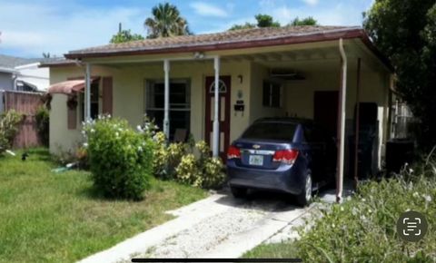 20 NW 56 Street Oakland Park FL 33309