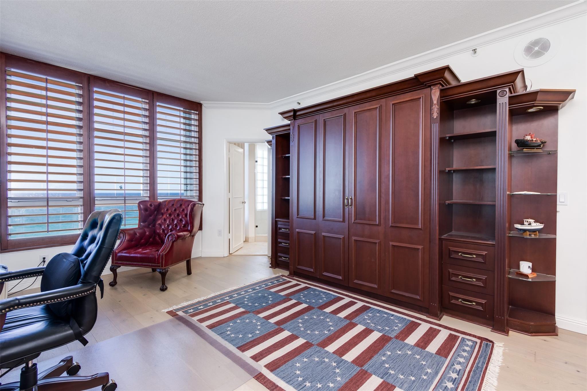 Corniche - Residential