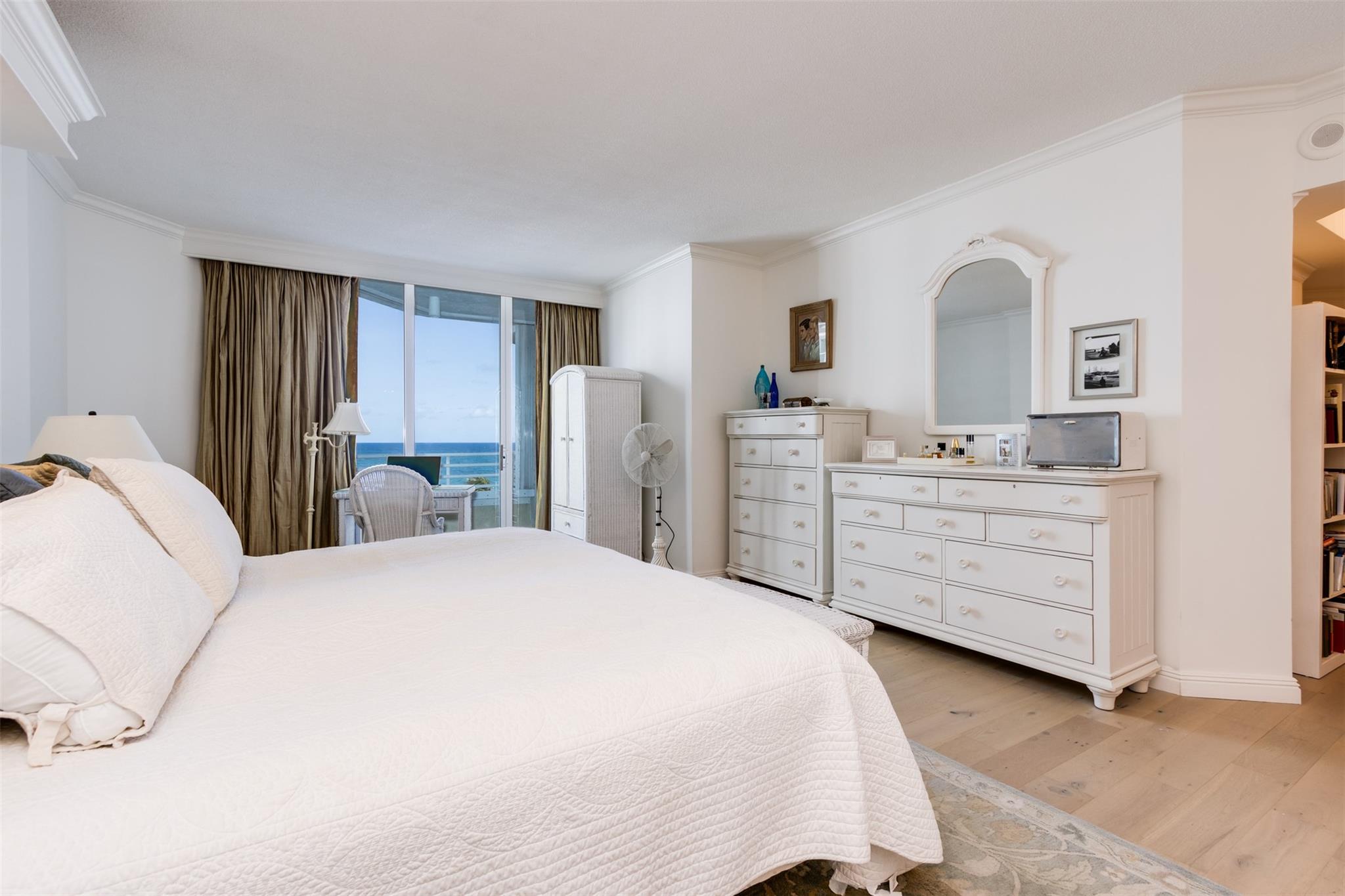 Corniche - Residential