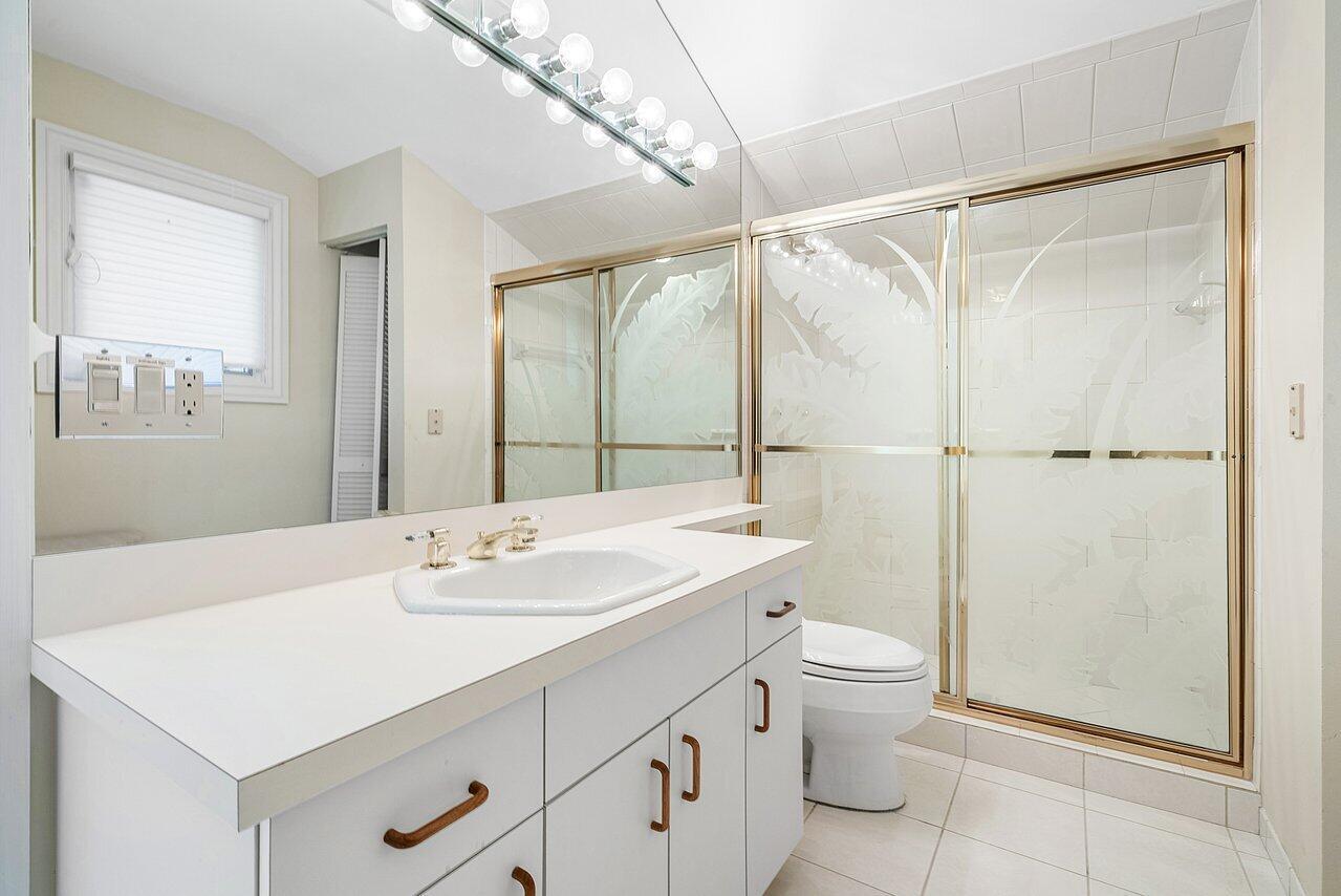 FRENCHMANS CREEK - Residential