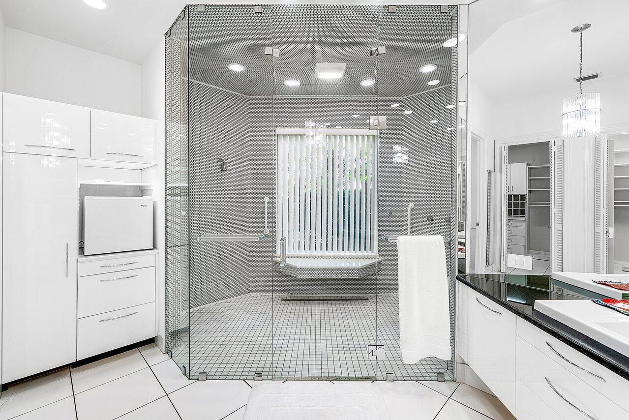 FRENCHMANS CREEK - Residential