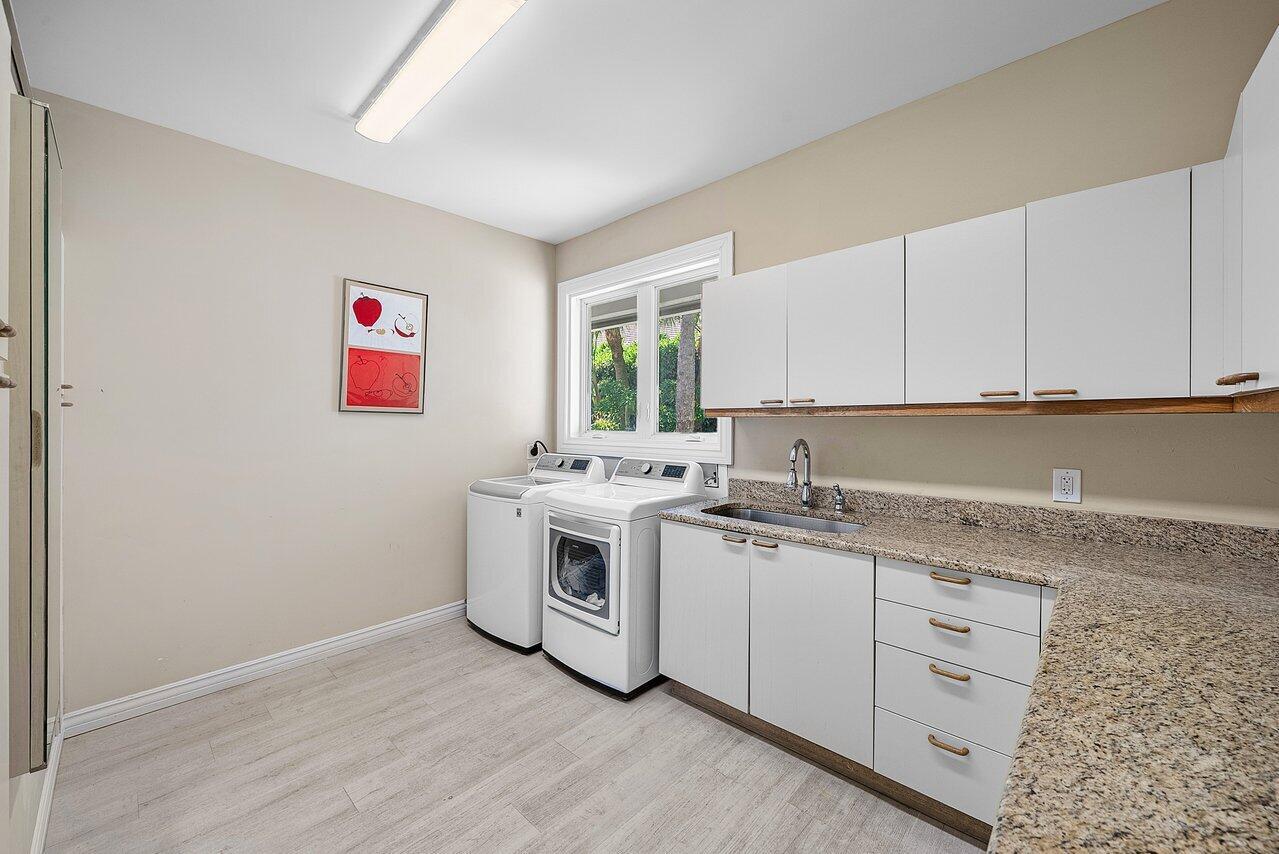 FRENCHMANS CREEK - Residential