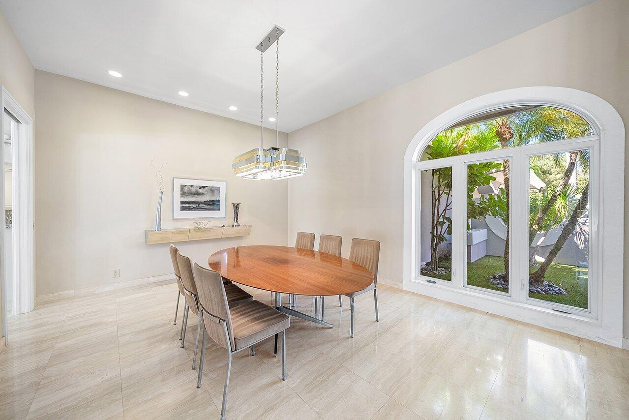 FRENCHMANS CREEK - Residential