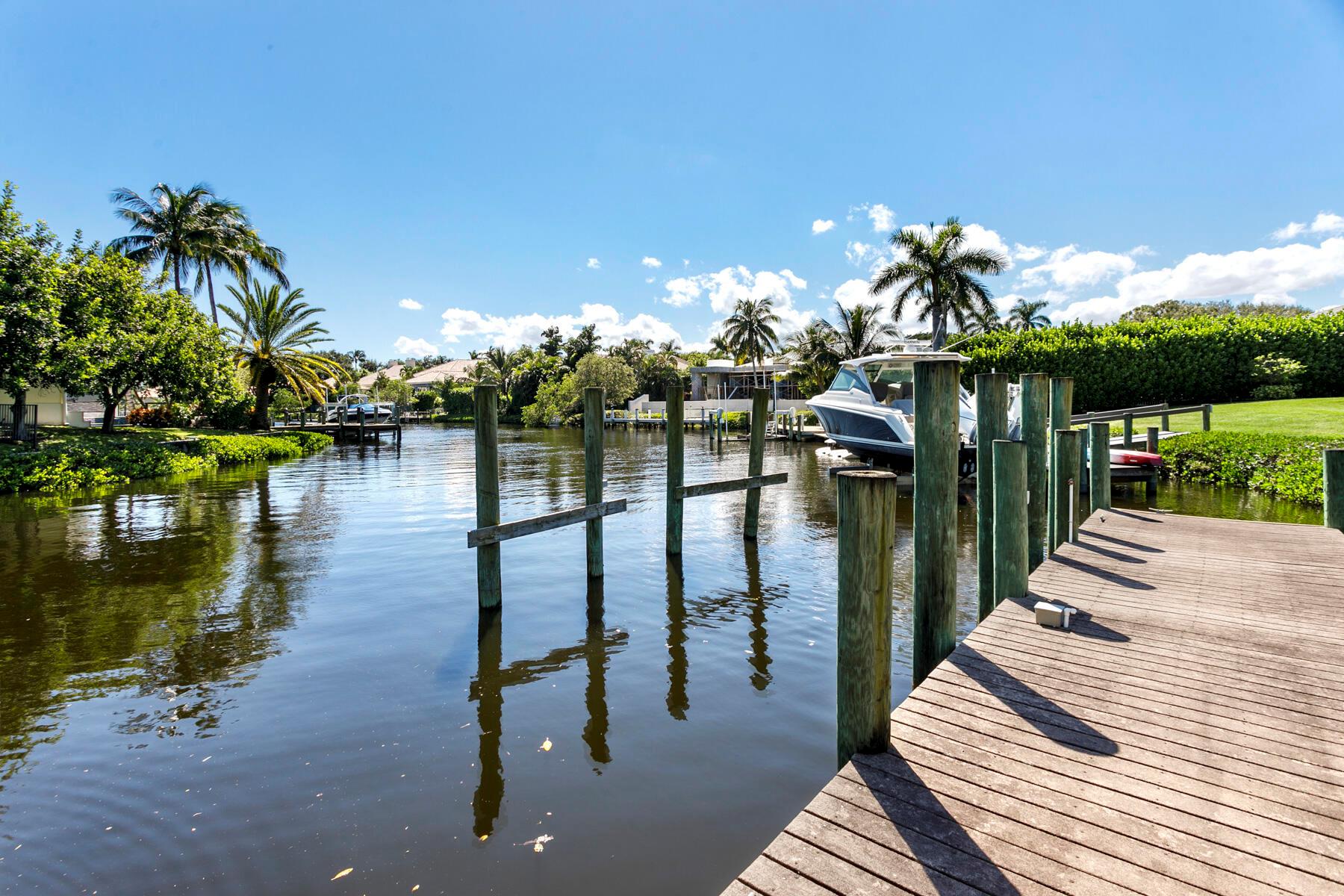 FRENCHMANS CREEK - Residential