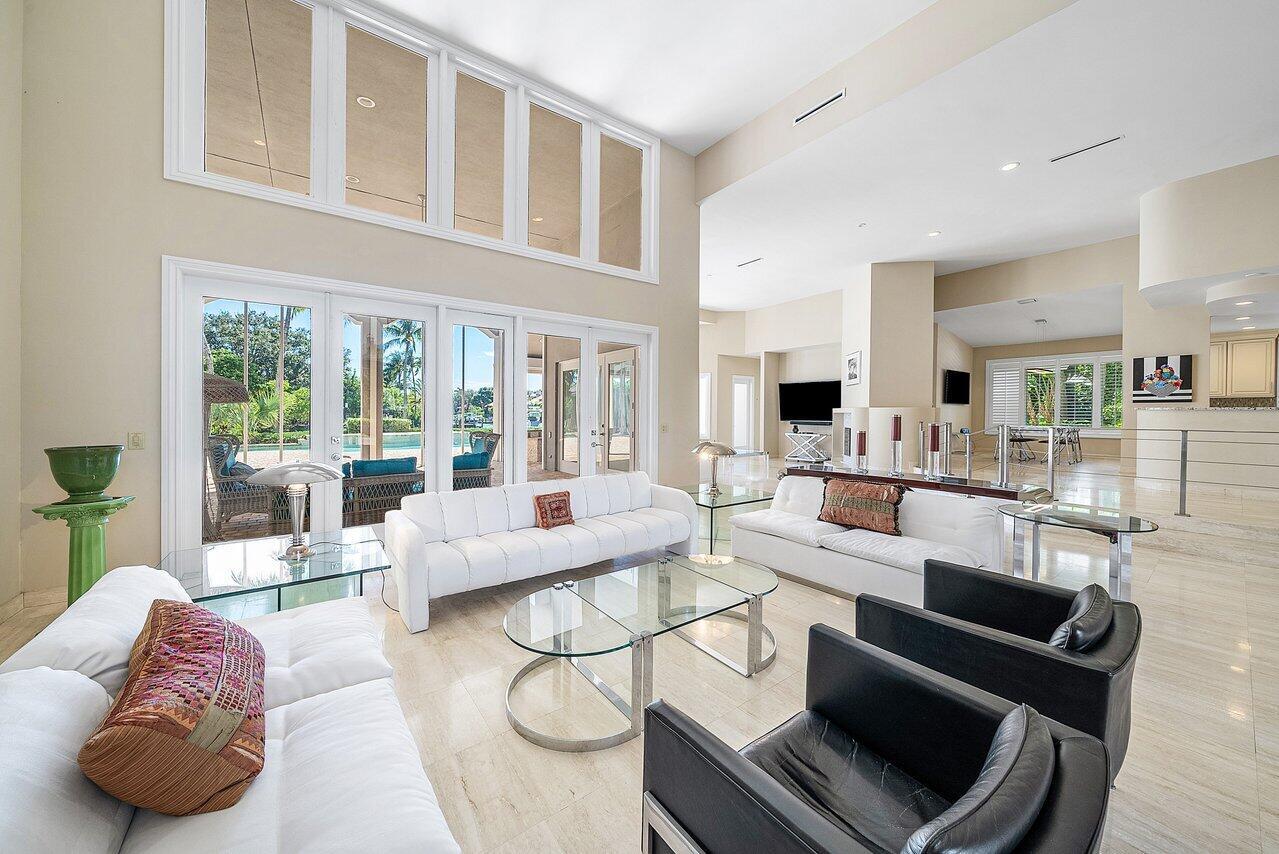 FRENCHMANS CREEK - Residential