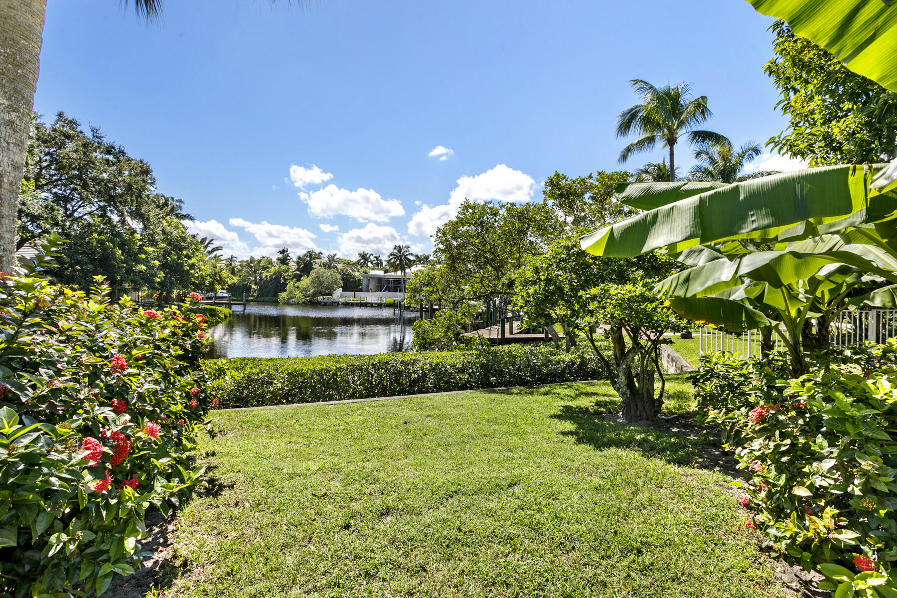 FRENCHMANS CREEK - Residential