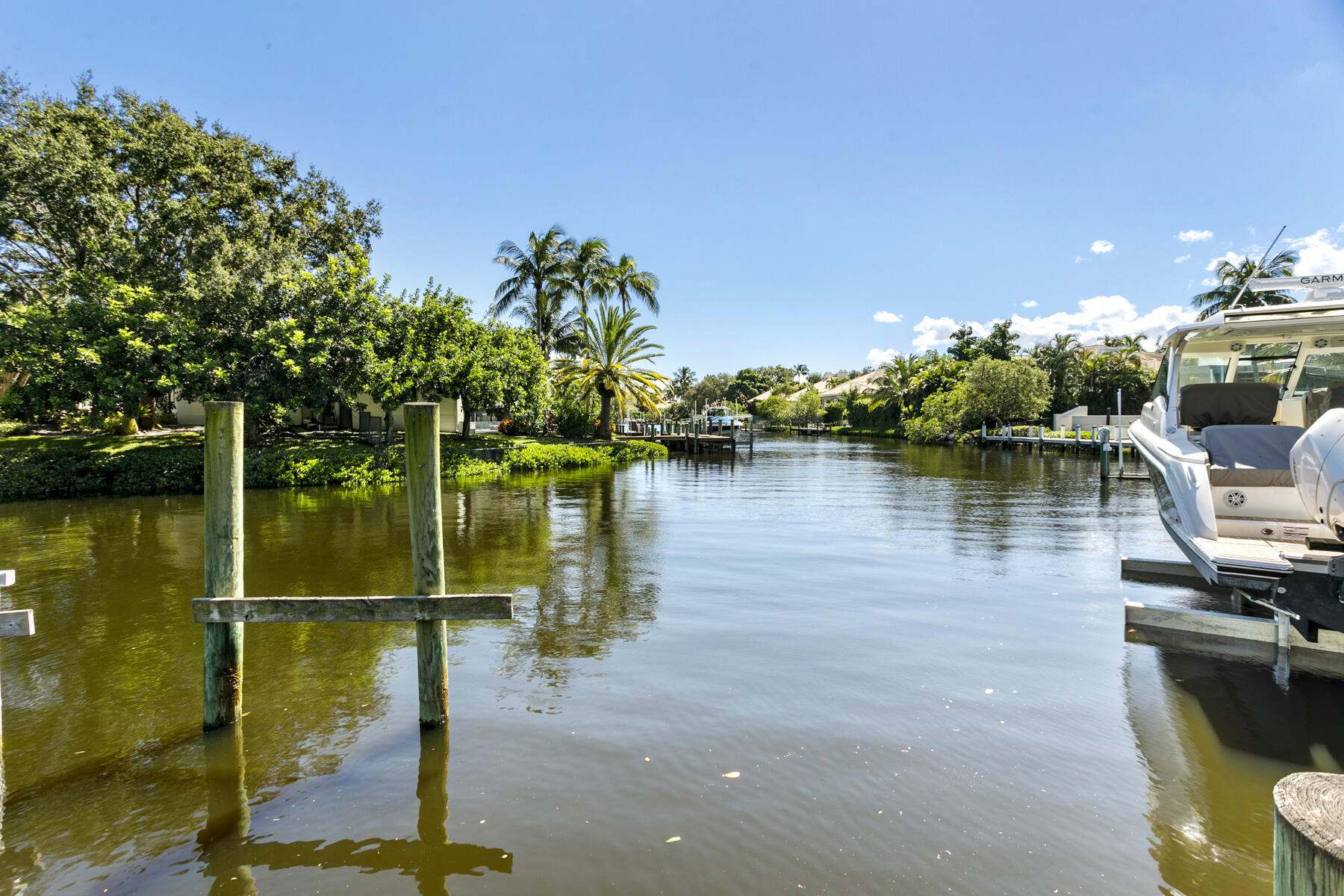 FRENCHMANS CREEK - Residential