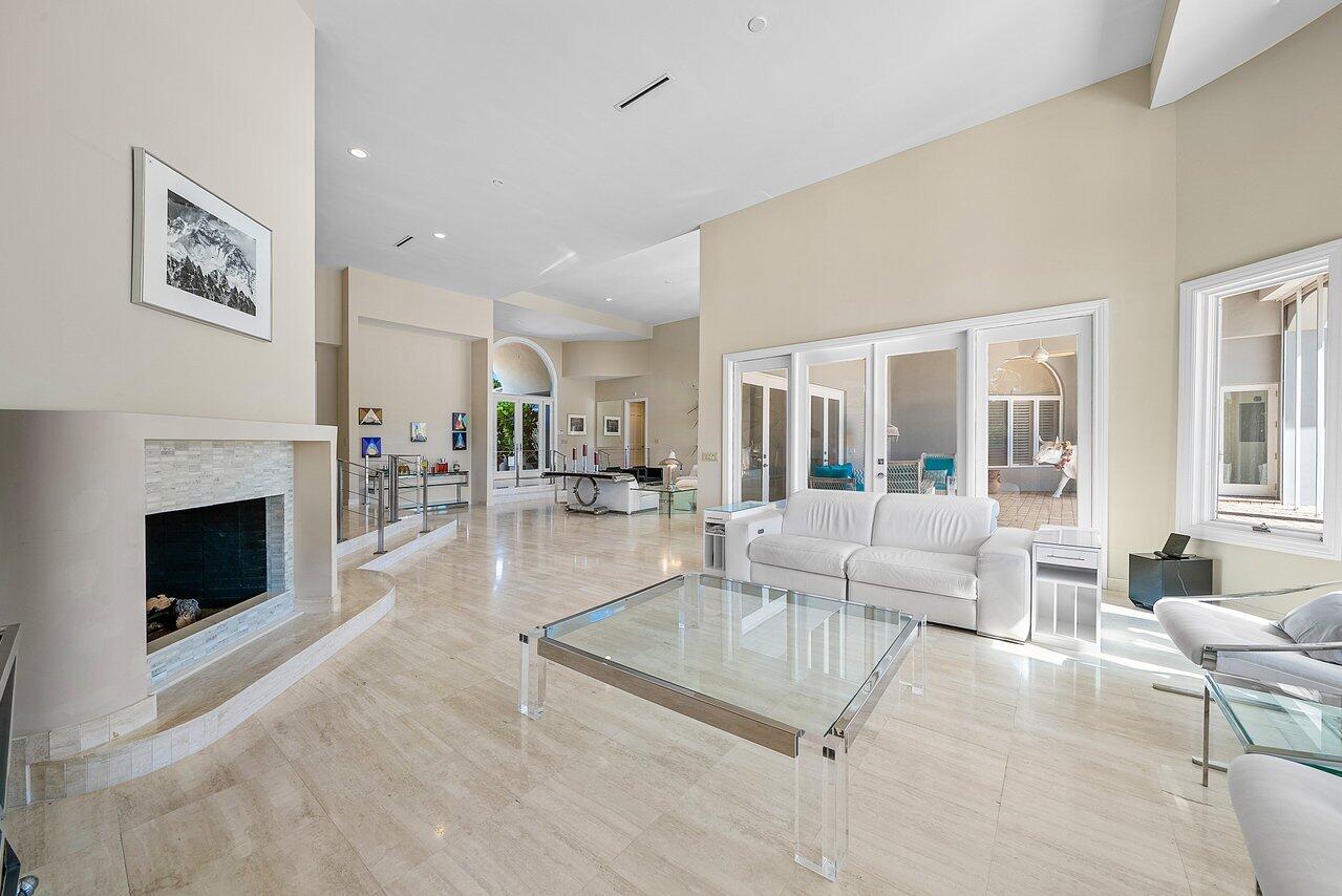 FRENCHMANS CREEK - Residential