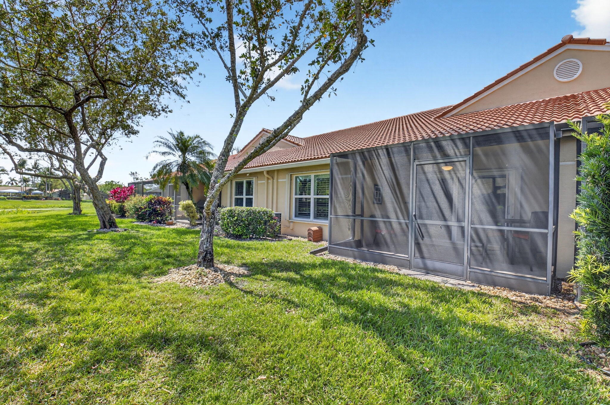 TUSCANY BAY - Residential