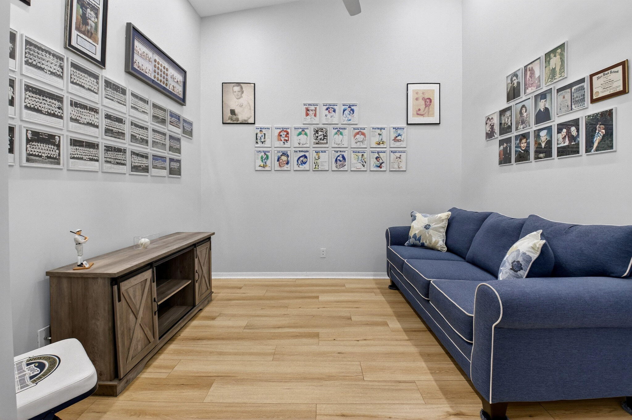 TUSCANY BAY - Residential