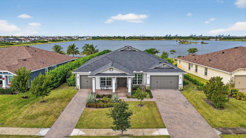 Photo of 799 Hookline Circle, Loxahatchee, FL 33470 (MLS # B26063553)