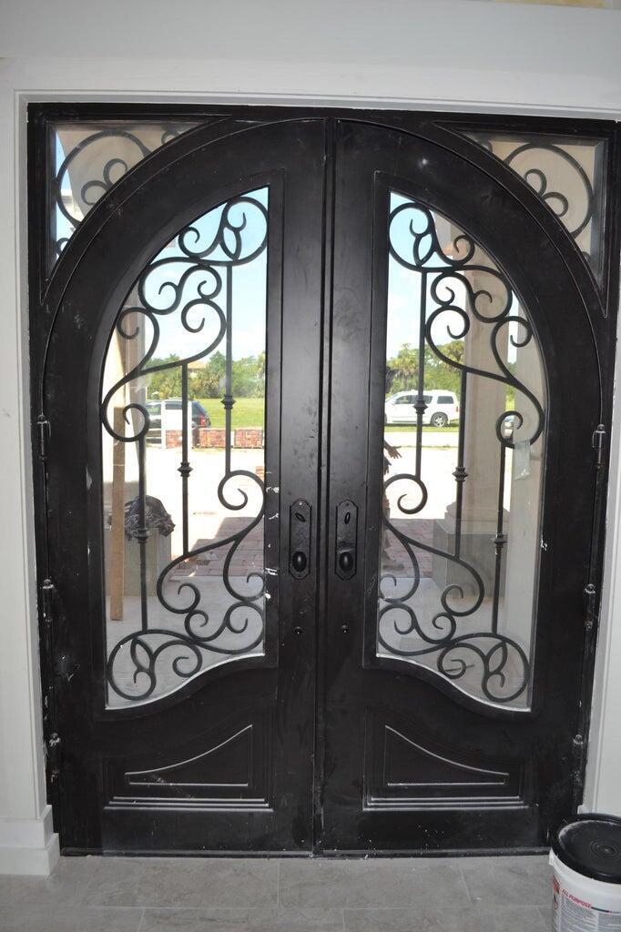 FIRST REPLAT OF RIVER POINT PUD - Residential Lease