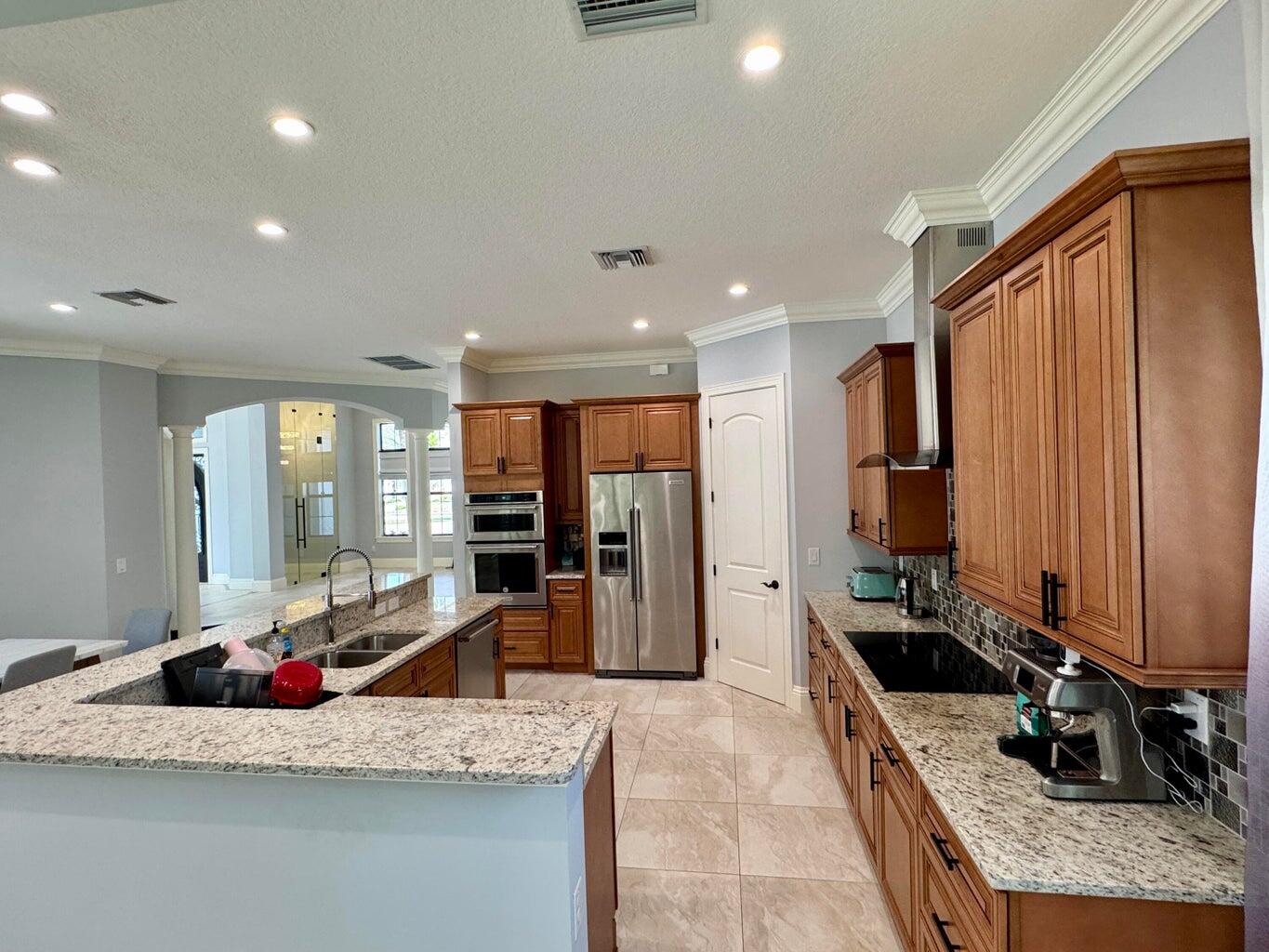 FIRST REPLAT OF RIVER POINT PUD - Residential Lease