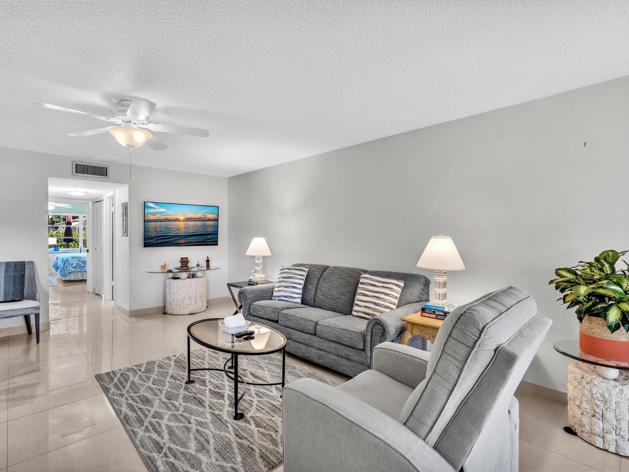 HIGH POINT OF DELRAY SEC - Residential