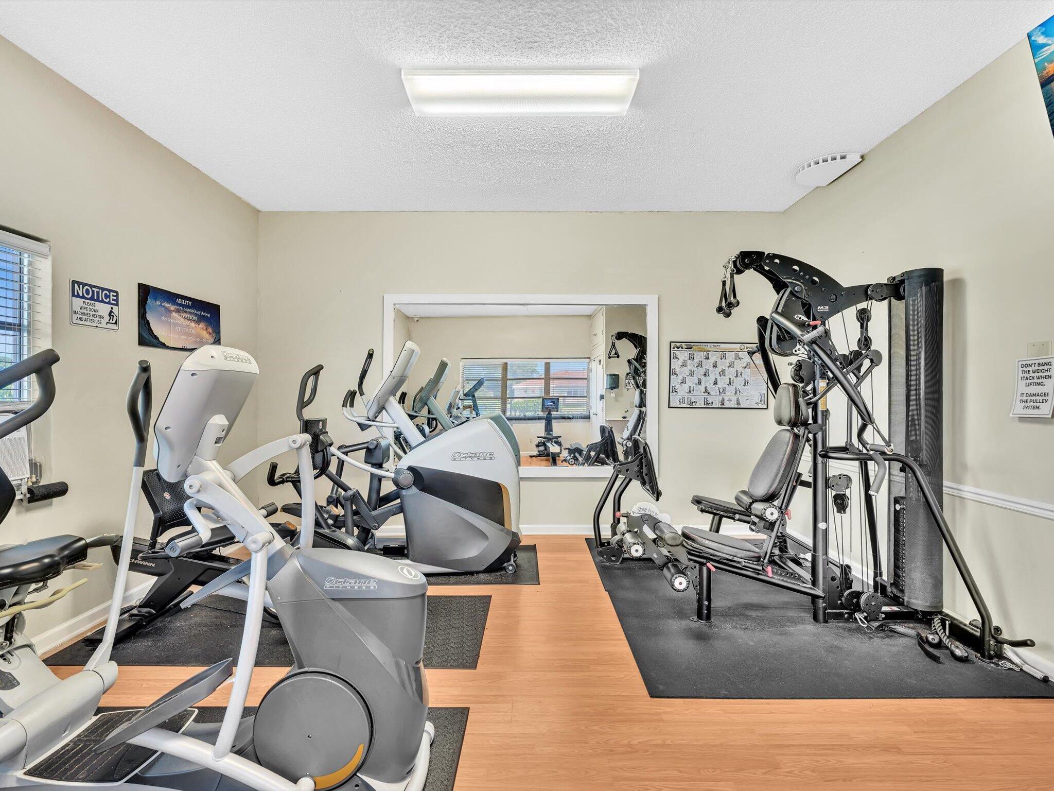 HIGH POINT OF DELRAY SEC - Residential