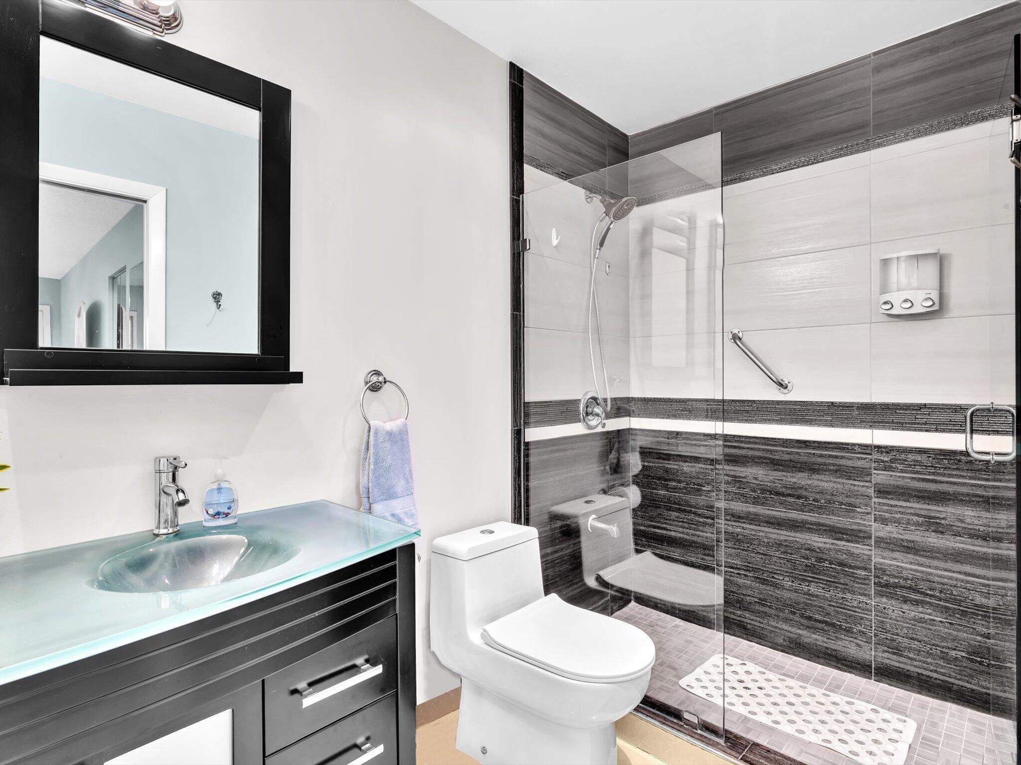 HIGH POINT OF DELRAY SEC - Residential