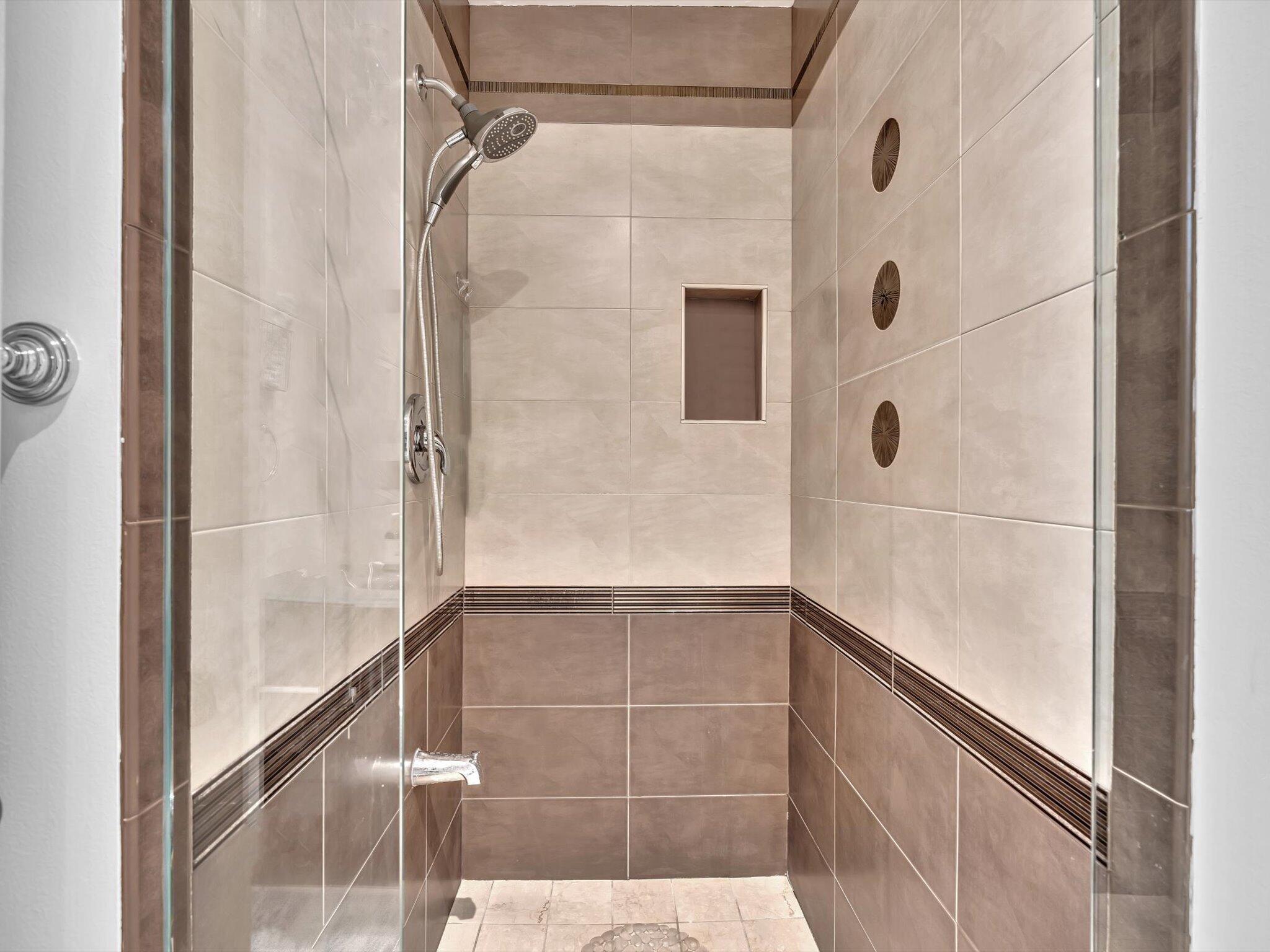 HIGH POINT OF DELRAY SEC - Residential