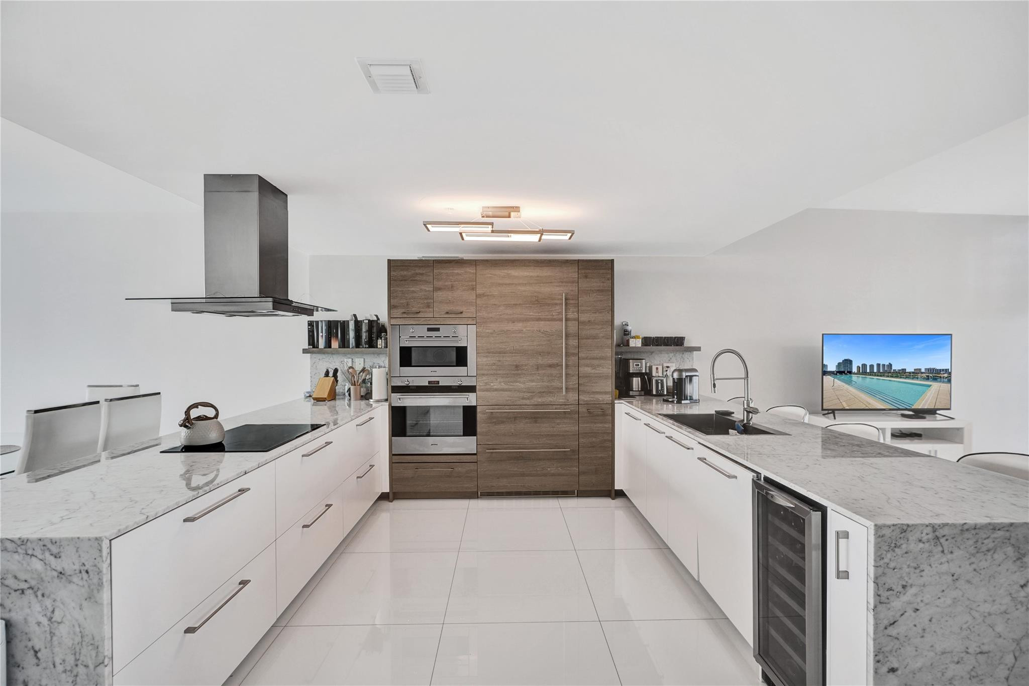 400 SUNNY ISLES - Residential