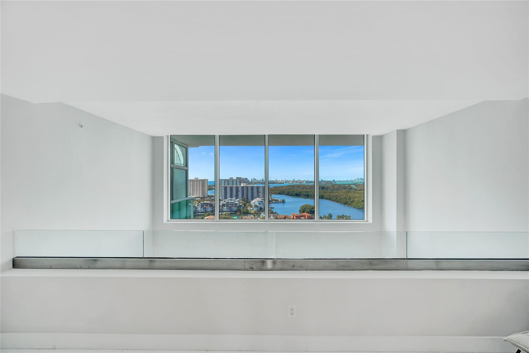 400 SUNNY ISLES - Residential