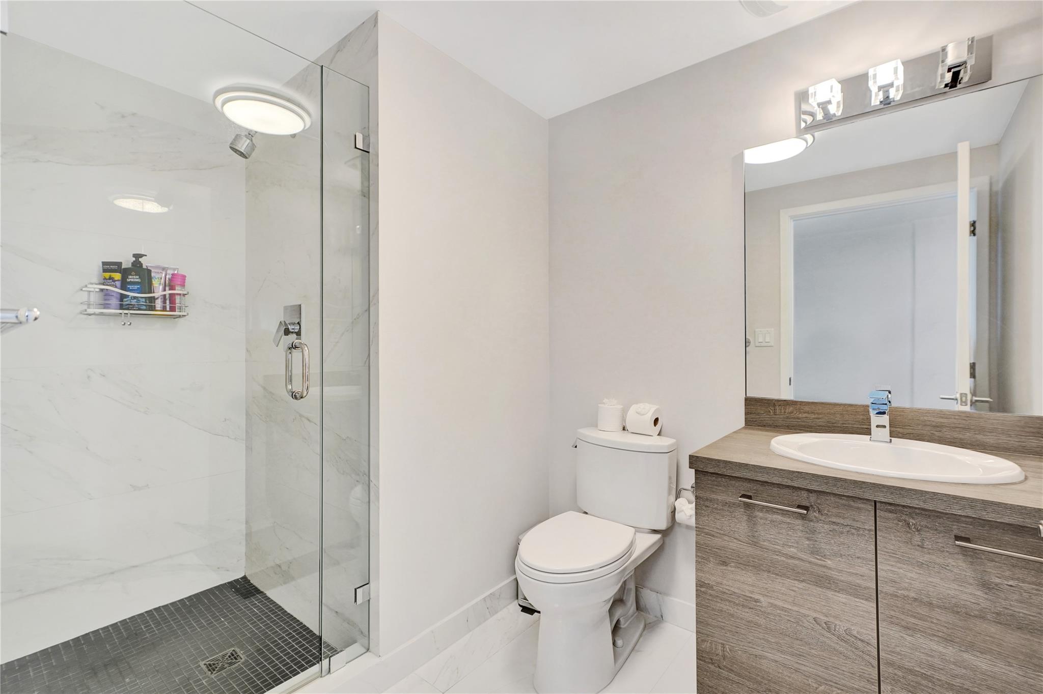 400 SUNNY ISLES - Residential