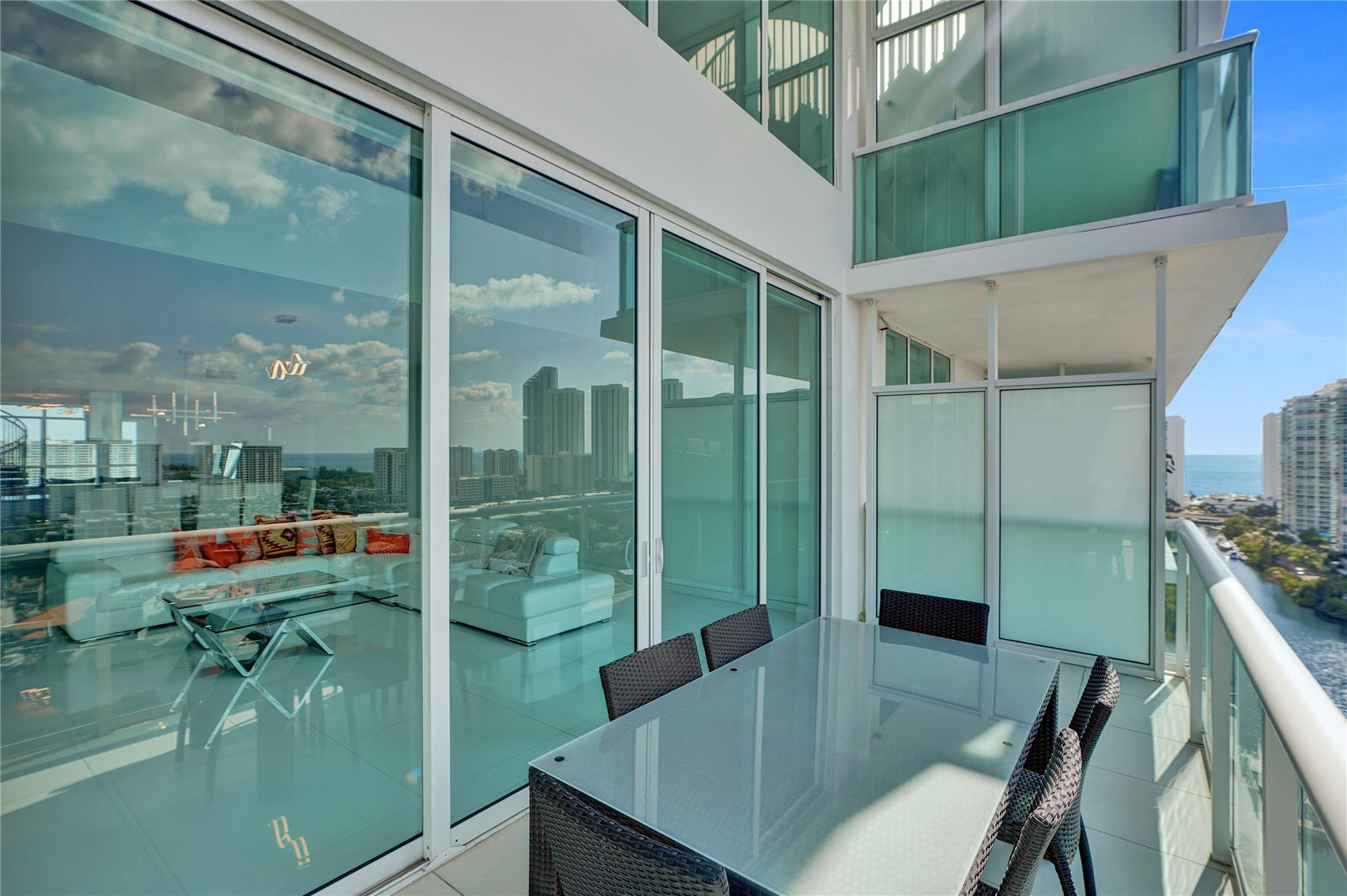 400 SUNNY ISLES - Residential