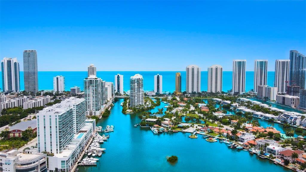 400 Sunny Isles Blvd 2005