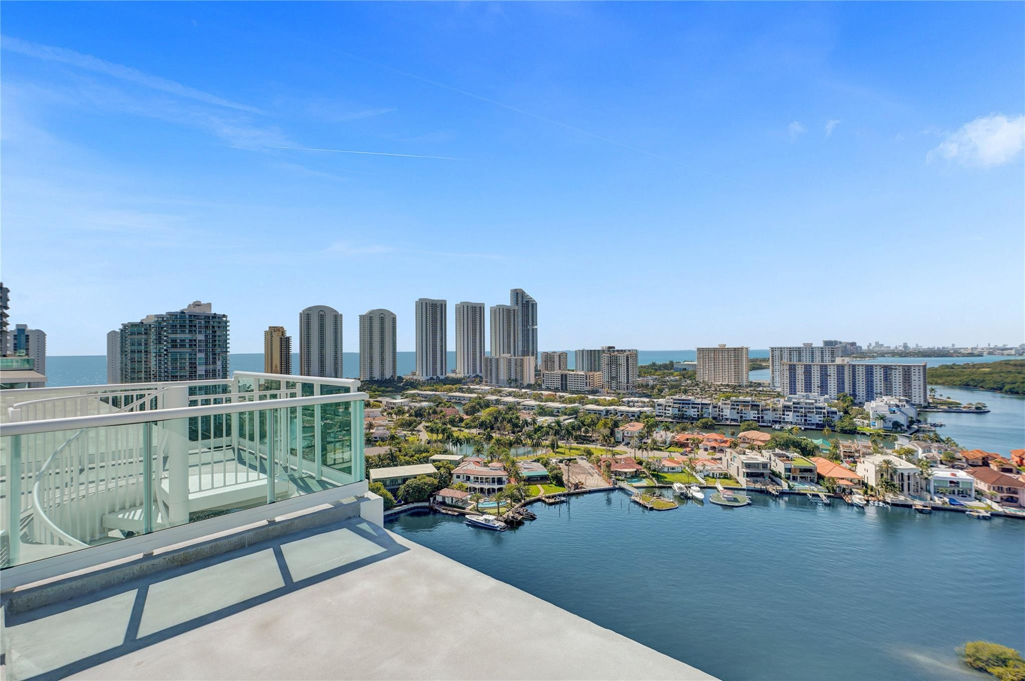 400 SUNNY ISLES - Residential